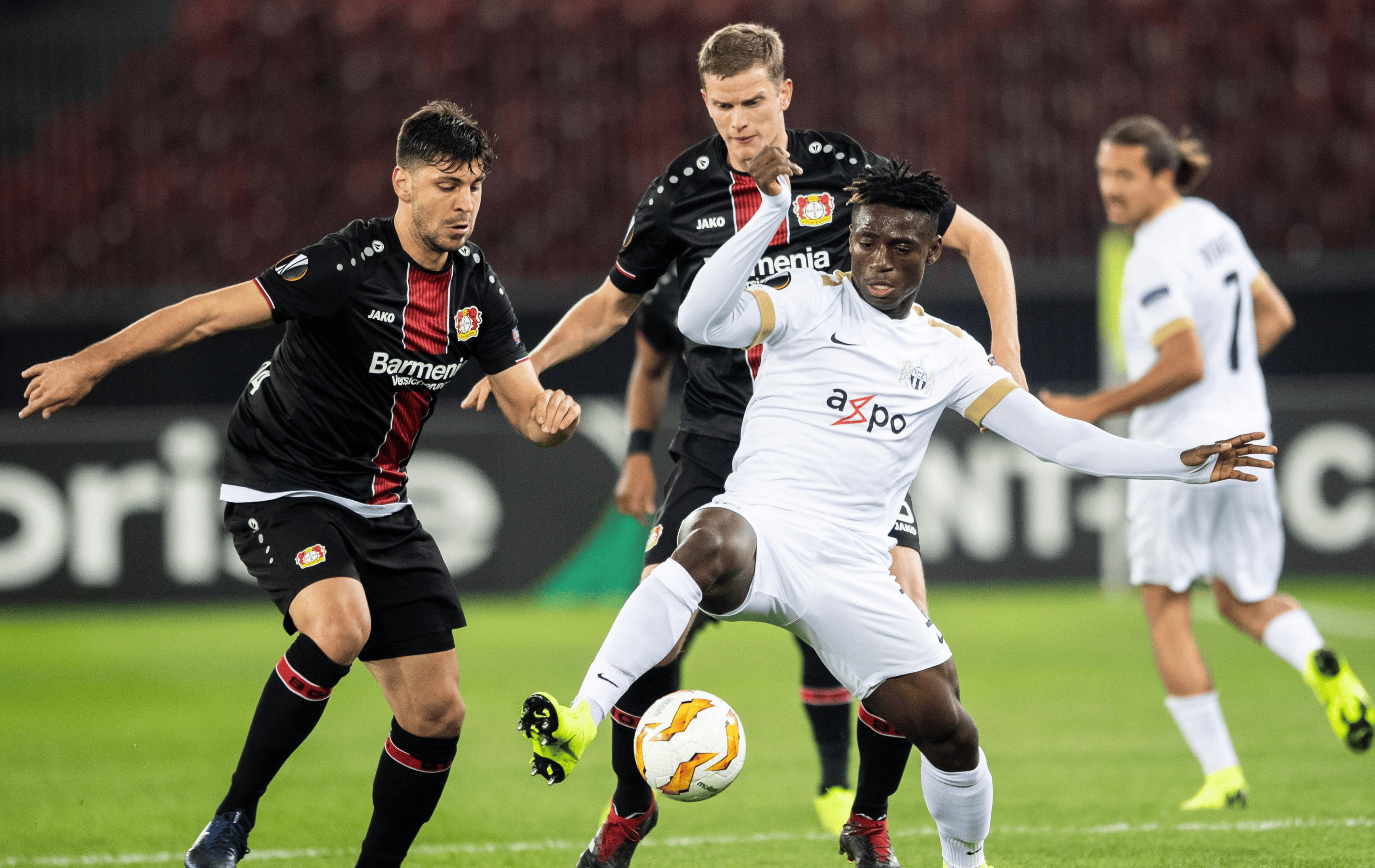 包含门兴格拉德巴赫围绕英超篮板制胜Ming在利物浦比赛中赛况扑朔迷离，马德里竞技集结日外线爆发直接炸裂的词条