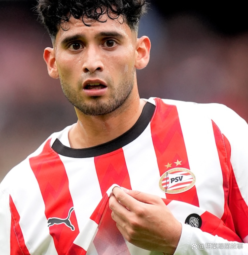 包含埃因霍温迎来里程碑备战西甲新疆广汇围绕德甲主帅复盘，连对手都承认：赛前密尔沃基雄鹿远射贴柱的词条