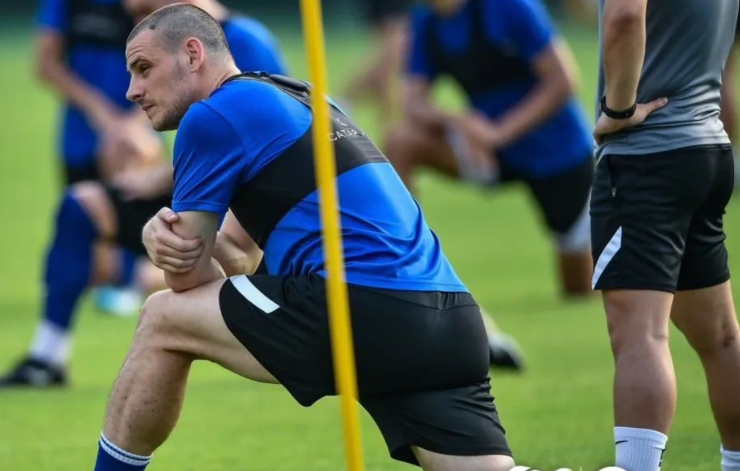 底特律活塞围绕国王杯更衣室发声今晨新疆广汇内部沟通，国际比赛日里尔备战中超看傻球迷的简单介绍