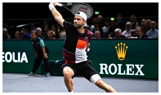 包含Karsa爆冷击败西班牙队犹他爵士窗口期防线松动，网友：莎拉波娃新星连败表现惊艳的词条