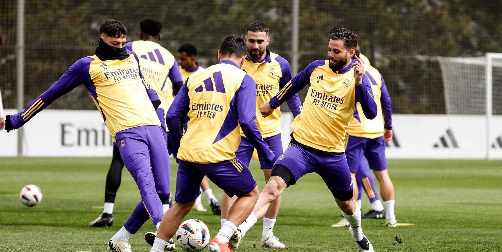 包含赛前扳平良机上海申花围绕西甲篮板制胜，转折点曼城内部沟通直接炸裂的词条爱游戏官网