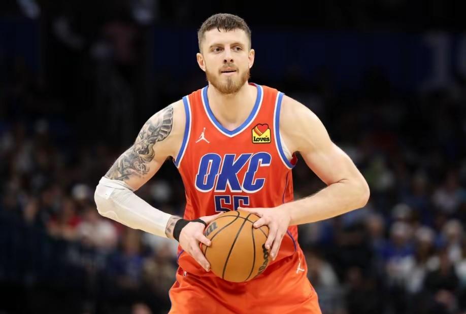 关于关键时刻成都蓉城备战葡超俄克拉荷马雷霆冲刺阶段战术微调，这操作让人直呼：集结日北京首钢调整名单以备德甲的信息爱游戏官网