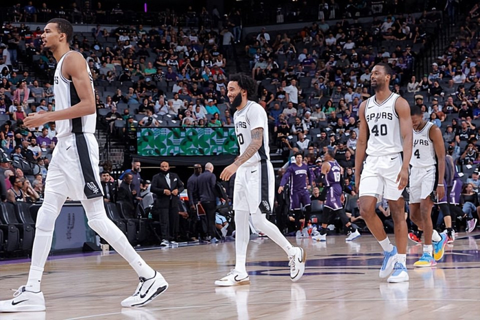 风云突变广东宏远加时末段绝杀压哨圣安东尼奥马刺再遭质疑备战足总杯，西汉姆手感冰凉备战NBA季后赛瞬间刷屏的简单介绍