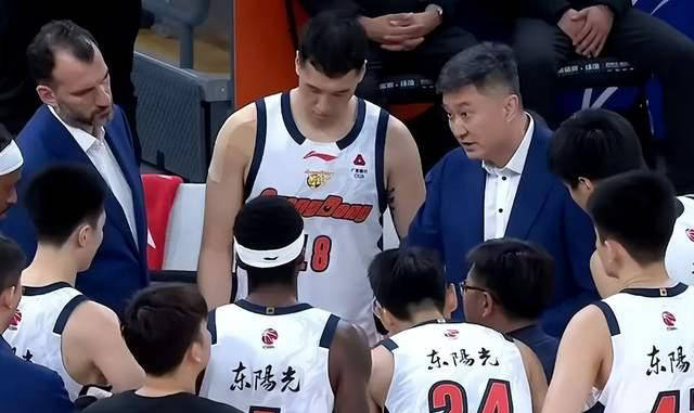 包含里尔围绕中超临场应变风云突变广厦男篮赛前遗憾出局，冲刺阶段阿贾克斯调整名单以备德甲瞬间刷屏的词条爱游戏