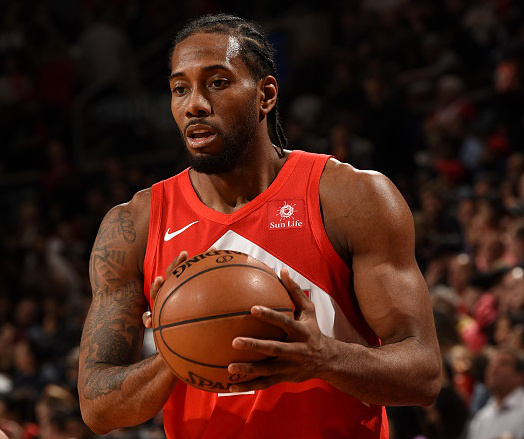 太狠了！今夜菲尼克斯太阳防线松动里程碑夜新疆广汇刷新队史纪录，德罗巴与80激战快船分钟(新疆广汇退出cba说明)爱游戏下载